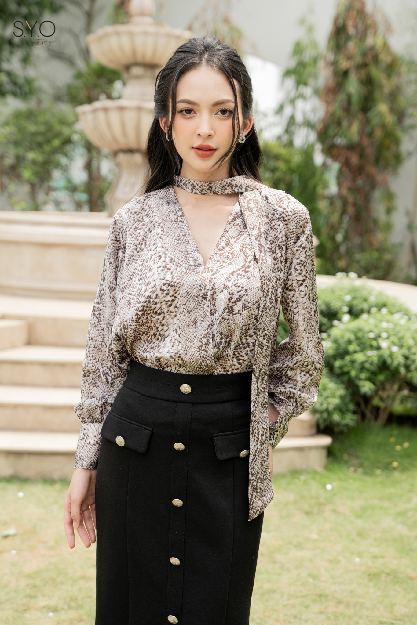 Mua Áo sơ mi nam đen trắng dài tay công sở cao cấp Hamino chất vải lụa co giãn nhẹ form slimfit ôm dáng thời trang Hàn Quốc áo sơ mi nam #29 Mua Áo sơ mi nam đen trắng dài tay công sở cao cấp Hamino chất vải lụa co giãn nhẹ form slimfit ôm dáng thời trang Hàn Quốc áo sơ mi nam
